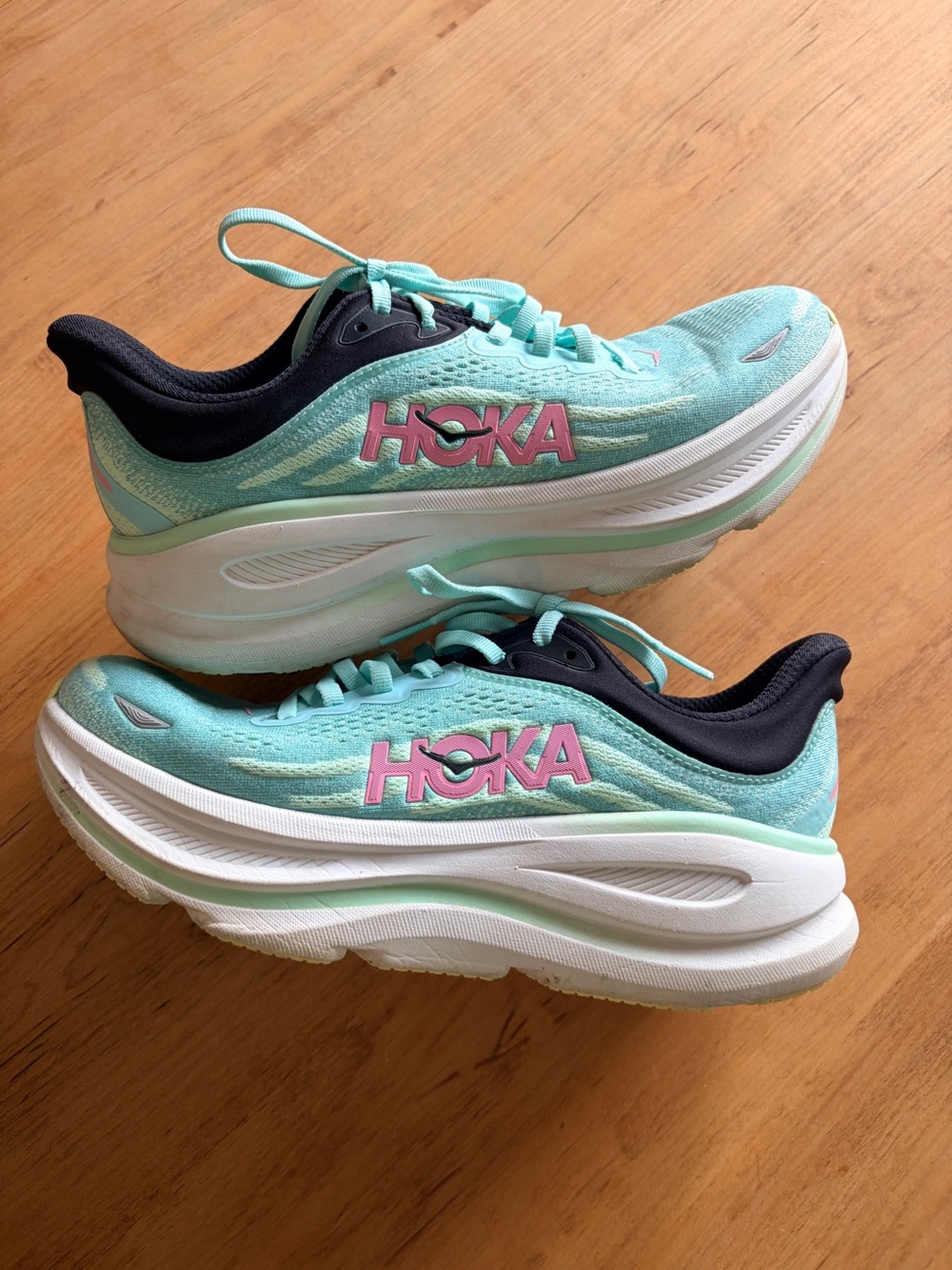 Hoka Bondi 9 Mint Green and Navy Running shoes